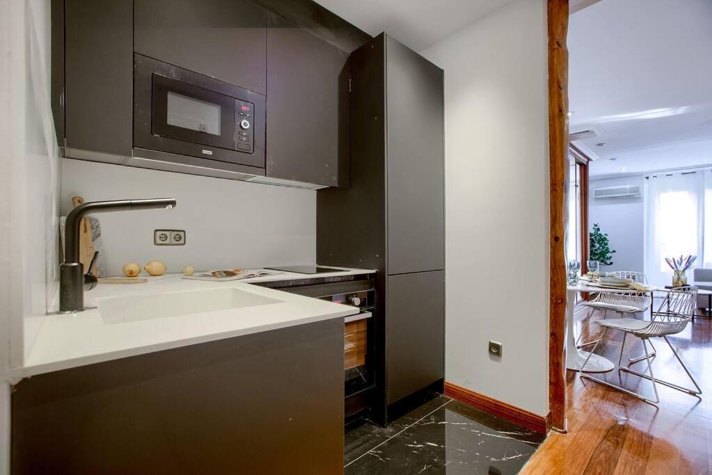 Great Flat In The Center Of Madrid-Comend-3-I المظهر الخارجي الصورة