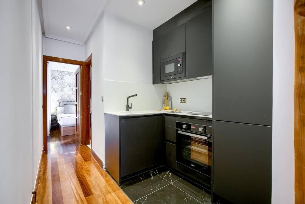 Great Flat In The Center Of Madrid-Comend-3-I المظهر الخارجي الصورة